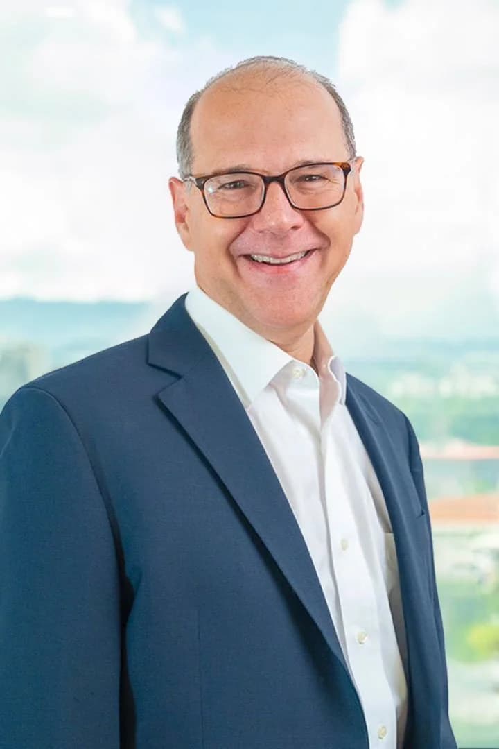 Álvaro J. Posada Sessarego